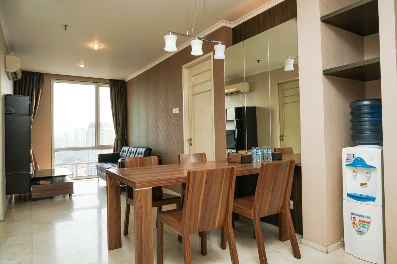 Lejlighed i Senayan på 92 m². Soveværelser: 3. Private badeværelser: 2. Jakarta Eksteriør billede